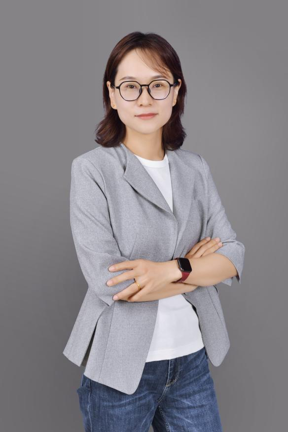 罗佳